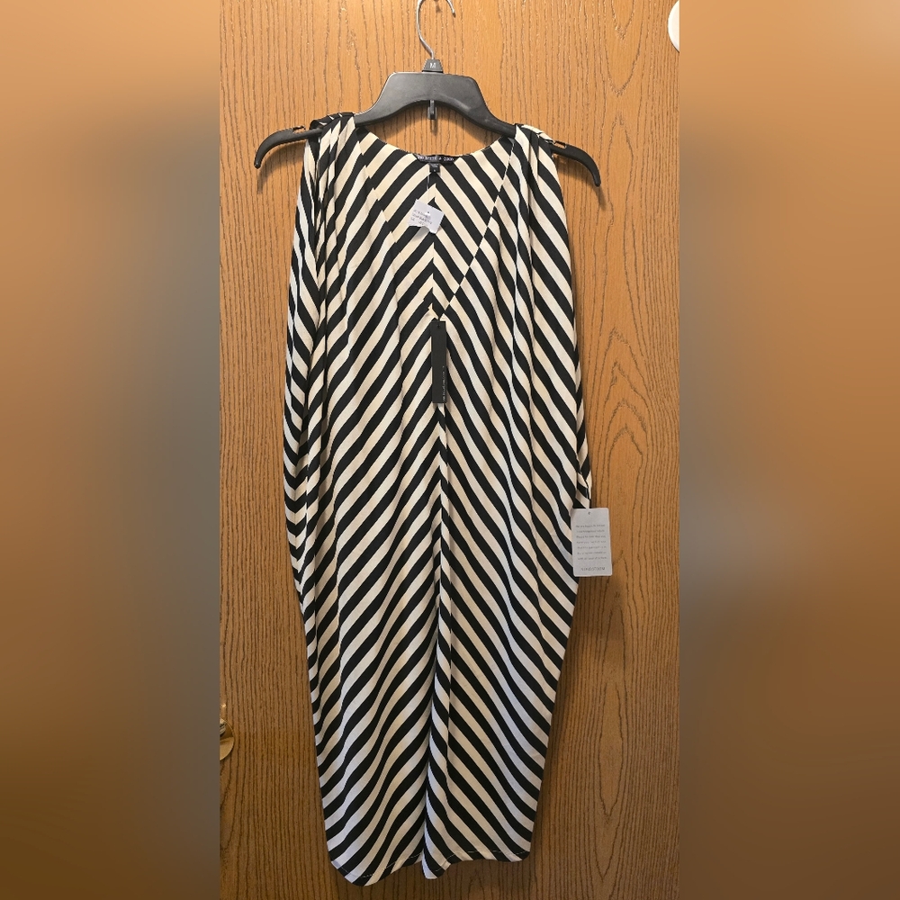 NEW Felicity & Coco From Nordstrom Gorgeous Striped Dress Size M